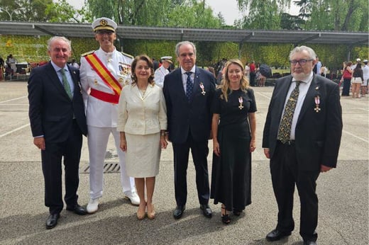 Jesus-Aguilar-farmaceuticos-militares